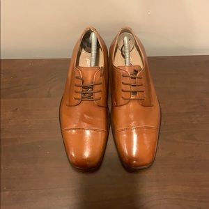 Florshein Shoe Company Kids wing-tipped shoes